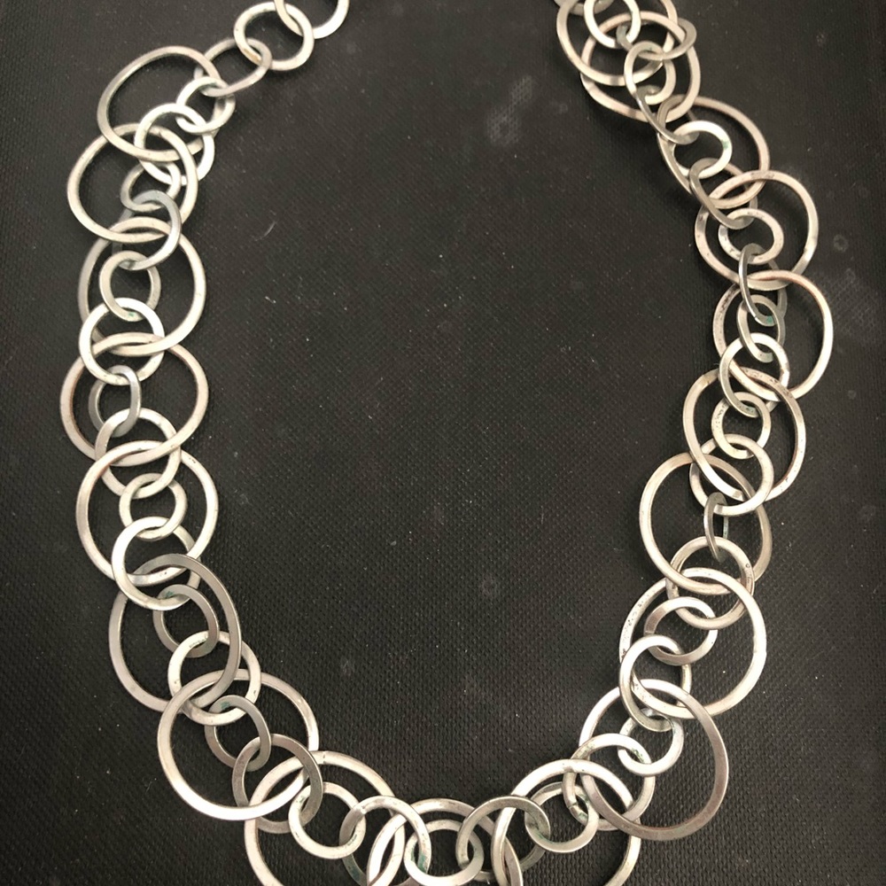 Silver hoop necklace